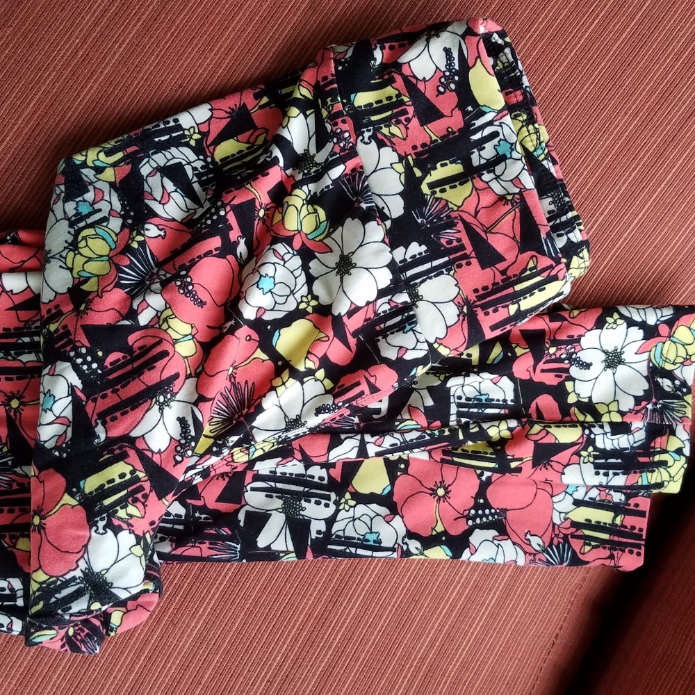 Lularoe One size Floral Print Leggings